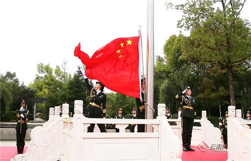 华晨宇与诚C组队合作，他们这是要干什么？
